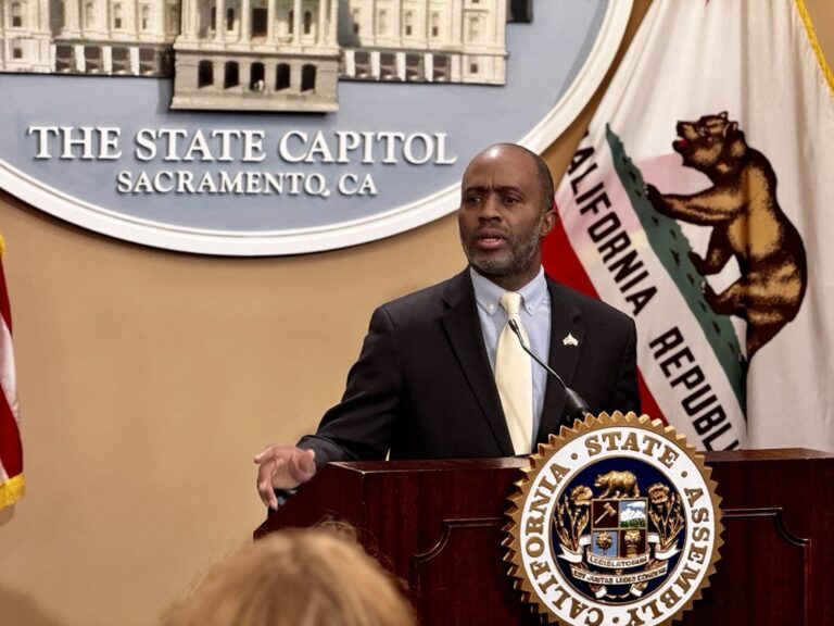 لایحه‌ی جدید کالیفرنیا برای حمایت از کودکان مهاجر